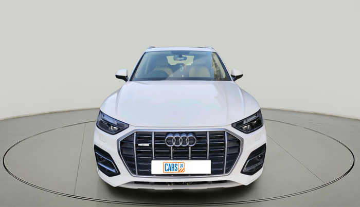 2022 Audi Q5 Technology 45 TFSI, Petrol, Automatic, 38,290 km, exterior