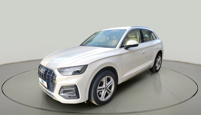2022 Audi Q5 Technology 45 TFSI, Petrol, Automatic, 38,290 km, exterior