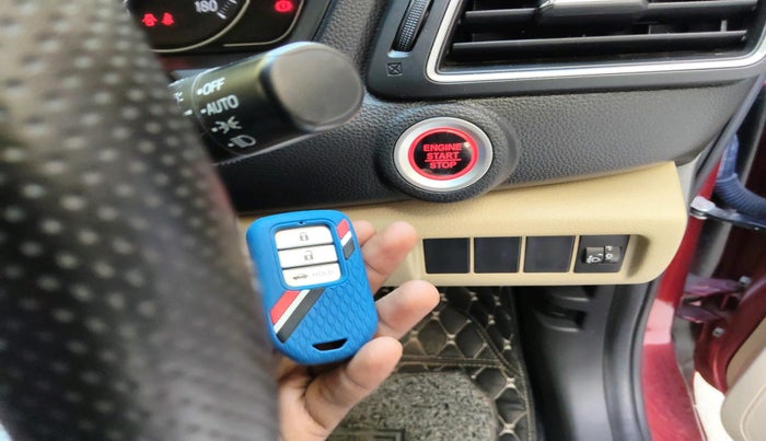 2023 Honda Amaze 1.2L I-VTEC VX CVT, Petrol, Automatic, 12,532 km, interior