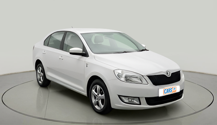 2013 Skoda Rapid AMBITION 1.6 MPI MT PLUS, Petrol, Manual, 53,415 km, exterior