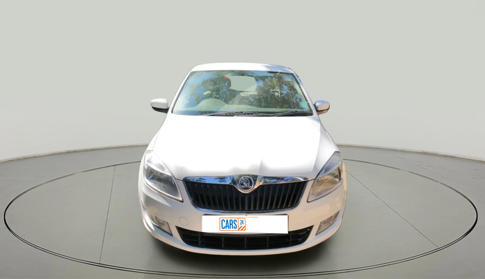 2013 Skoda Rapid AMBITION 1.6 MPI MT PLUS, Petrol, Manual, 53,415 km, exterior