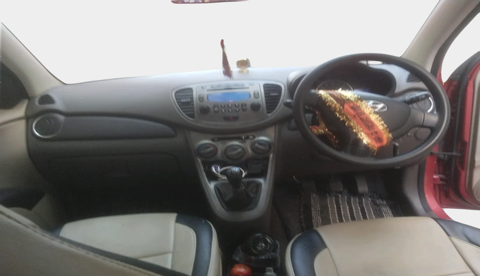 2011 Hyundai i10 SPORTZ 1.2, Petrol, Manual, 76,423 km, interior