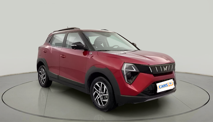 2024 Mahindra XUV 3XO AX5L 1.2 TGDi, Petrol, Manual, 15,566 km, exterior