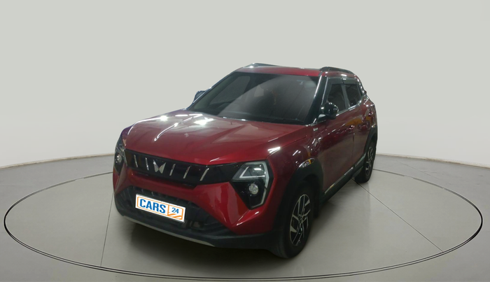 2024 Mahindra XUV 3XO AX5L 1.2 TGDi, Petrol, Manual, 15,566 km, exterior