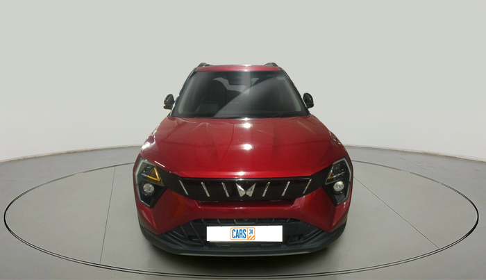 2024 Mahindra XUV 3XO AX5L 1.2 TGDi, Petrol, Manual, 15,566 km, exterior