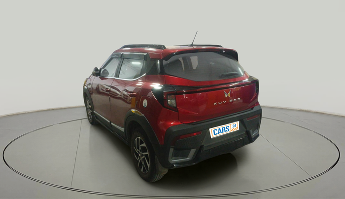 2024 Mahindra XUV 3XO AX5L 1.2 TGDi, Petrol, Manual, 15,566 km, exterior