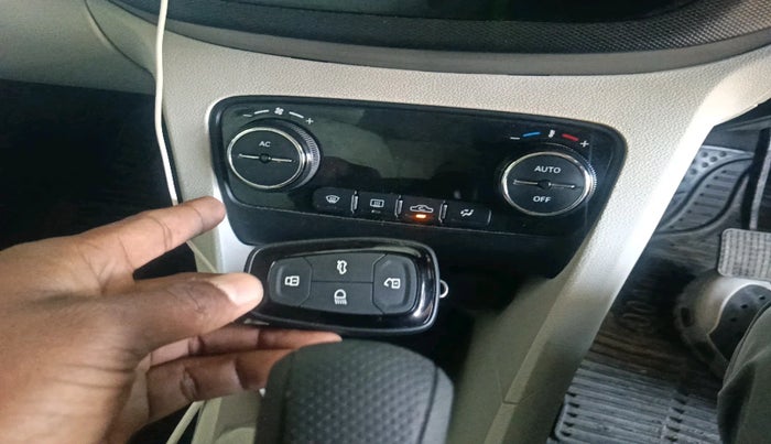 2024 Tata TIGOR XZA Plus iCNG , Petrol, Automatic, 41,095 km, interior