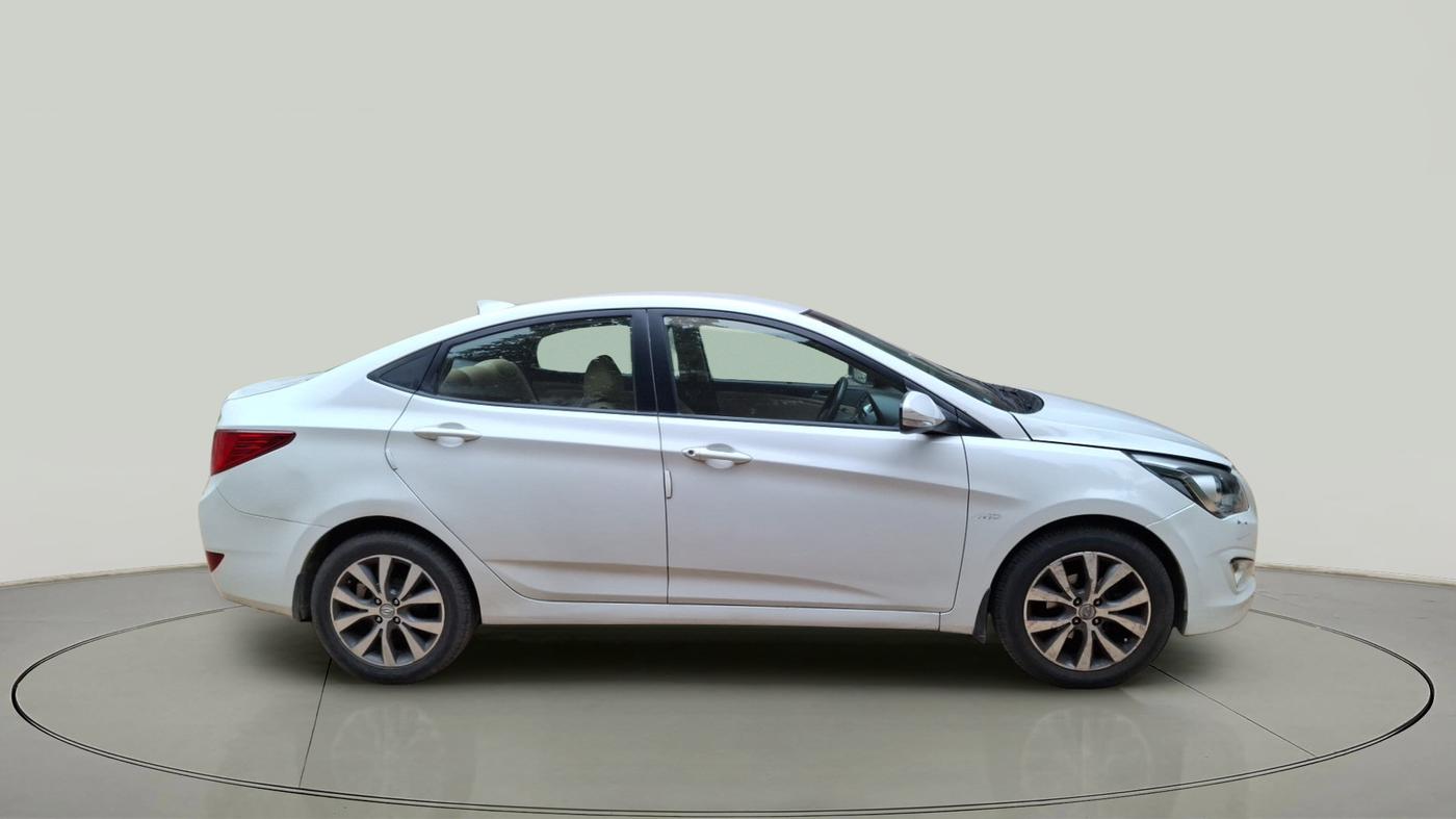 2016 Hyundai Verna 1.6 VTVT SX AT, Petrol, Automatic, 63,590 km, exterior
