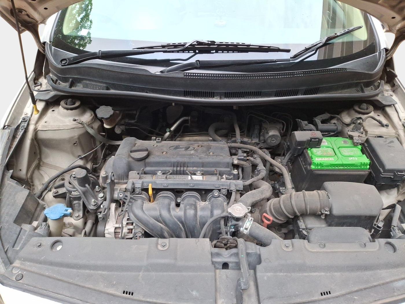 2016 Hyundai Verna 1.6 VTVT SX AT, Petrol, Automatic, 63,590 km, exterior