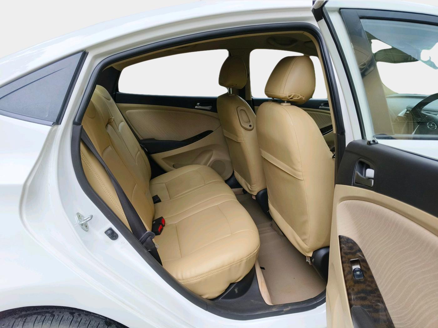 2016 Hyundai Verna 1.6 VTVT SX AT, Petrol, Automatic, 63,590 km, interior