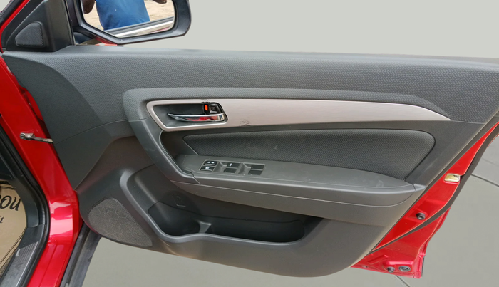 2017 Maruti Vitara Brezza ZDI PLUS DUAL TONE, Diesel, Manual, 1,29,355 km, interior