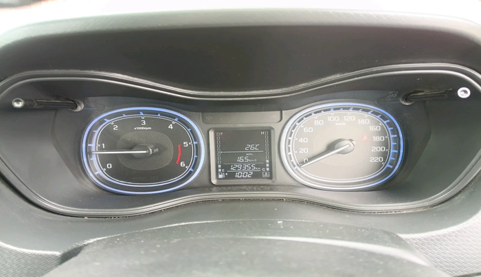 2017 Maruti Vitara Brezza ZDI PLUS DUAL TONE, Diesel, Manual, 1,29,355 km, interior