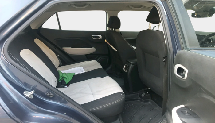 2022 Hyundai VENUE S PLUS 1.5 CRDI, Diesel, Manual, 58,868 km, interior