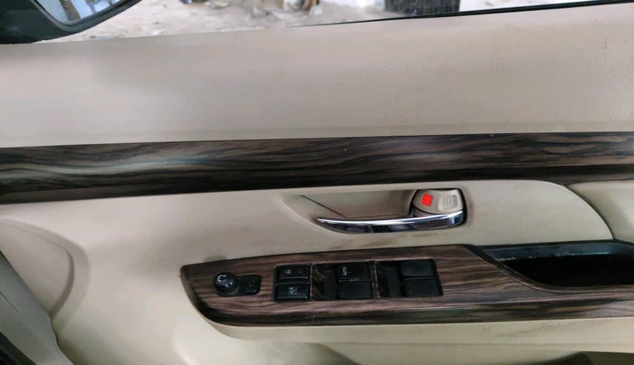 2020 Maruti Ertiga ZXI SHVS, Petrol, Manual, 1,17,489 km, interior
