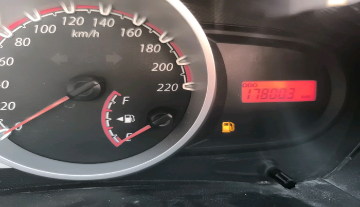 2011 Ford Figo TITANIUM 1.4 DIESEL, Diesel, Manual, 1,78,003 km, interior