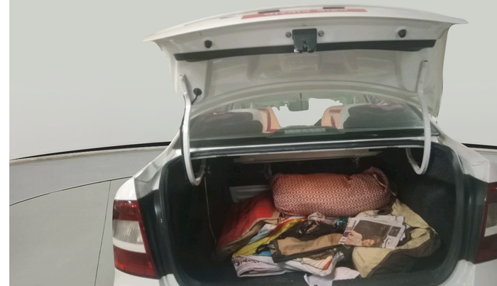 2013 Skoda Rapid AMBITION 1.6 TDI CR MT PLUS, Diesel, Manual, 40,797 km, exterior