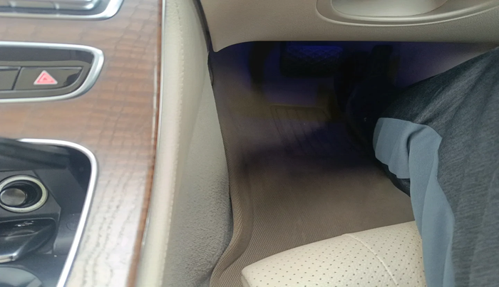 2020 Mercedes Benz E Class E 220 D, Diesel, Automatic, 47,224 km, interior