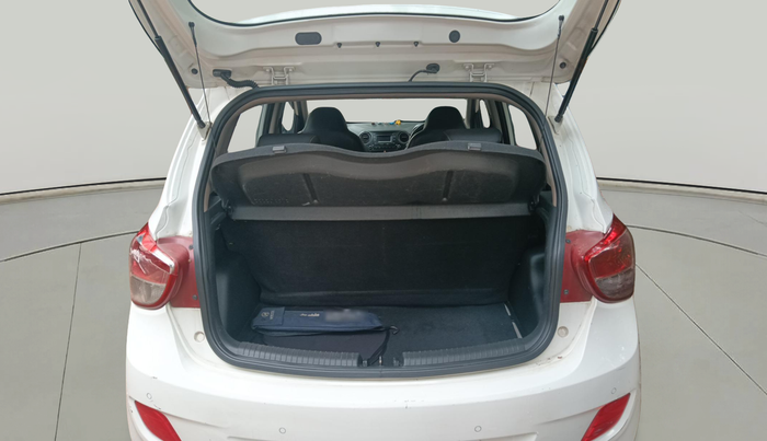 2014 Hyundai Grand i10 ASTA AT 1.2 KAPPA VTVT, Petrol, Automatic, 38,358 km, exterior