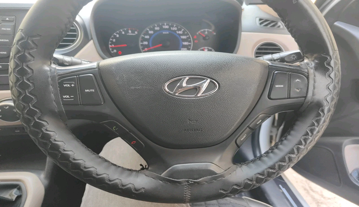 2015 Hyundai Grand i10 ASTA 1.1 CRDI, Diesel, Manual, 1,24,042 km, interior