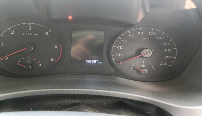 2017 Hyundai Verna 1.6 CRDI SX, Diesel, Manual, 1,68,387 km, interior