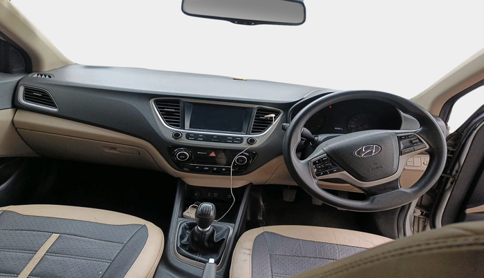2017 Hyundai Verna 1.6 CRDI SX, Diesel, Manual, 1,68,387 km, interior