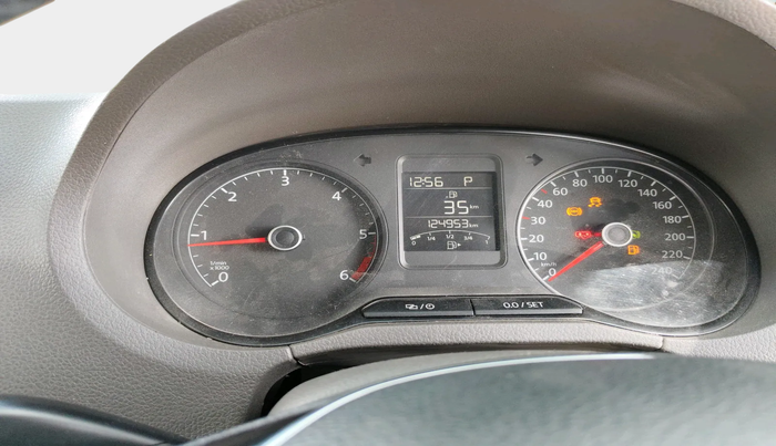 2014 Volkswagen Vento HIGHLINE 1.5 AT, Diesel, Automatic, 1,24,953 km, interior