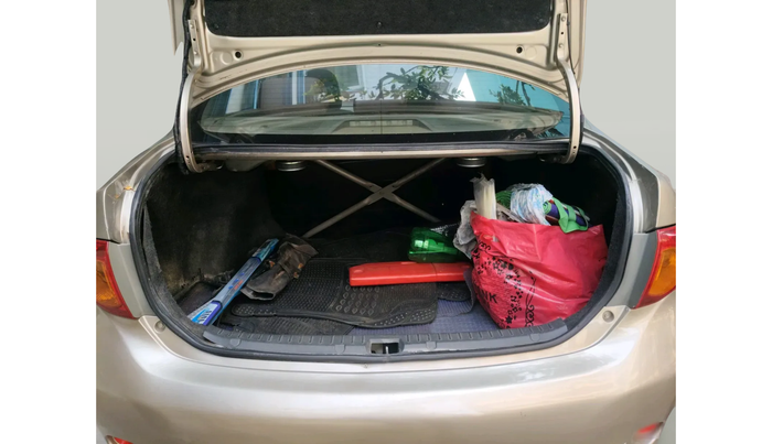 2010 Toyota Corolla Altis J DIESEL, Diesel, Manual, 2,04,165 km, exterior