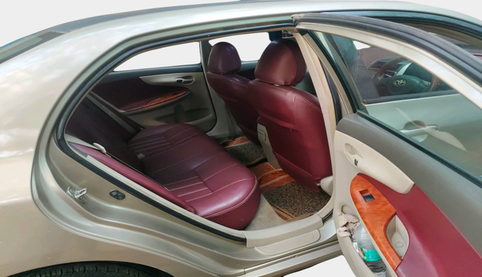 2010 Toyota Corolla Altis J DIESEL, Diesel, Manual, 2,04,165 km, interior