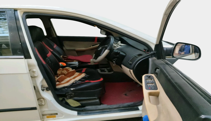 2011 Tata Indica Vista TERRA QUADRAJET, Diesel, Manual, 2,09,292 km, interior