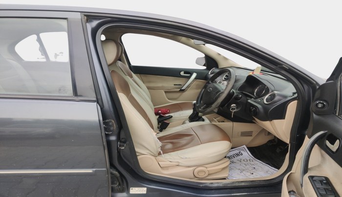 2012 Ford Classic 1.4 TITANIUM DIESEL, Diesel, Manual, 99,325 km, interior