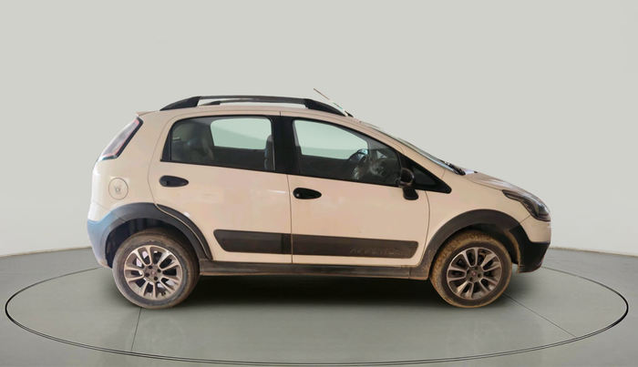 2016 Fiat Avventura EMOTION MULTIJET 1.3, Diesel, Manual, 1,62,500 km, exterior