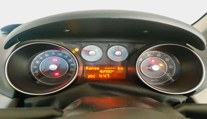 2016 Fiat Avventura EMOTION MULTIJET 1.3, Diesel, Manual, 1,62,500 km, interior