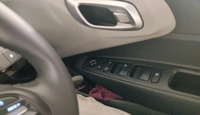 2024 Hyundai GRAND I10 NIOS ASTA AMT 1.2 KAPPA VTVT, Petrol, Automatic, 2,888 km, interior