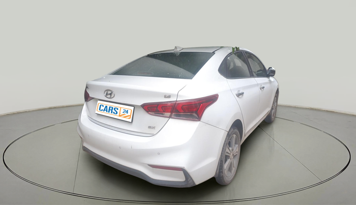 2018 Hyundai Verna 1.6 VTVT SX O, Petrol, Manual, 1,75,976 km, exterior