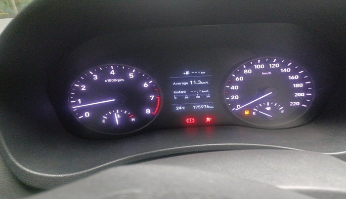 2018 Hyundai Verna 1.6 VTVT SX O, Petrol, Manual, 1,75,976 km, interior