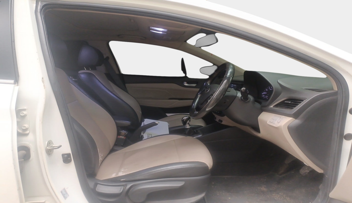 2018 Hyundai Verna 1.6 VTVT SX O, Petrol, Manual, 1,75,976 km, interior
