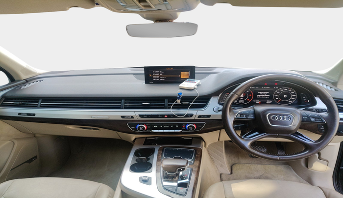 2017 Audi Q7 45 TDI QUATTRO PREMIUM PLUS, Diesel, Automatic, 1,34,311 km, interior