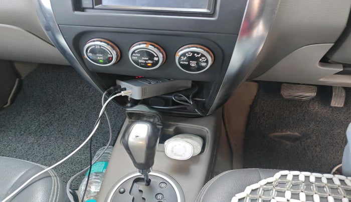 2010 Maruti SX4 ZXI AT, Petrol, Automatic, 97,584 km, interior