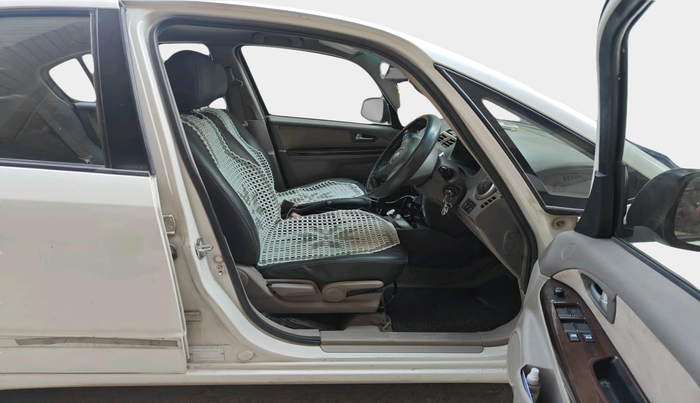 2010 Maruti SX4 ZXI AT, Petrol, Automatic, 97,584 km, interior