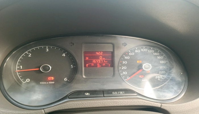 2013 Volkswagen Vento HIGHLINE DIESEL 1.6, Diesel, Manual, 1,64,971 km, interior