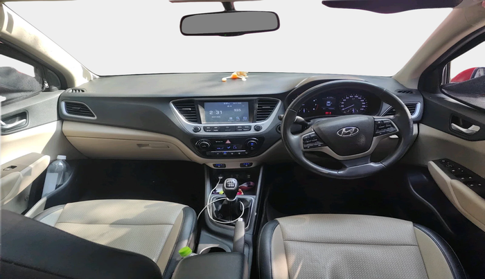 2017 Hyundai Verna 1.6 VTVT SX O, Petrol, Manual, 1,05,439 km, interior