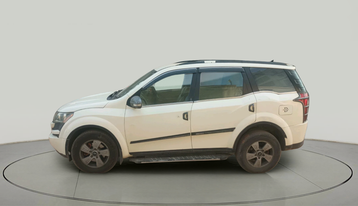 2014 Mahindra XUV500 W8, Diesel, Manual, 91,837 km, exterior