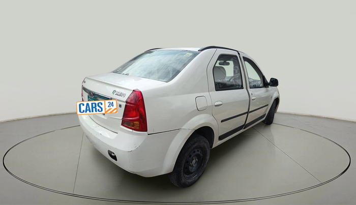 2018 Mahindra E VERITO D2, Electric, Automatic, 48,000 km, exterior