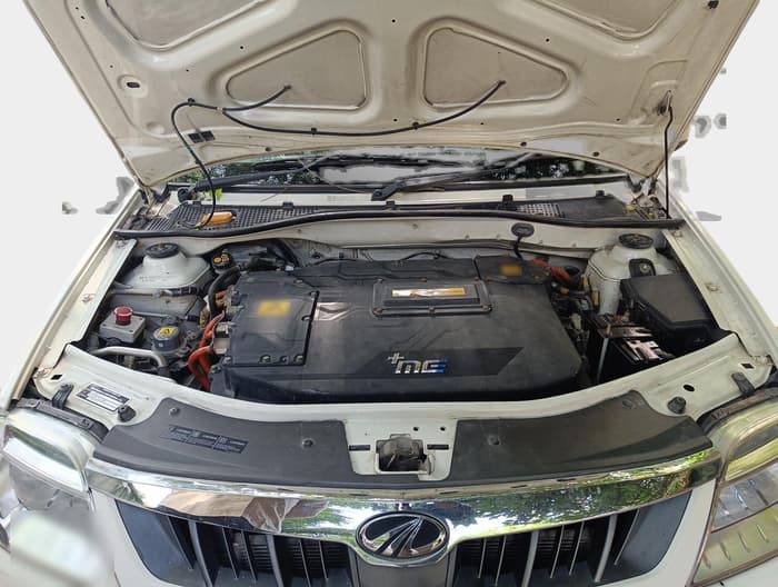 2018 Mahindra E VERITO D2, Electric, Automatic, 48,385 km, exterior