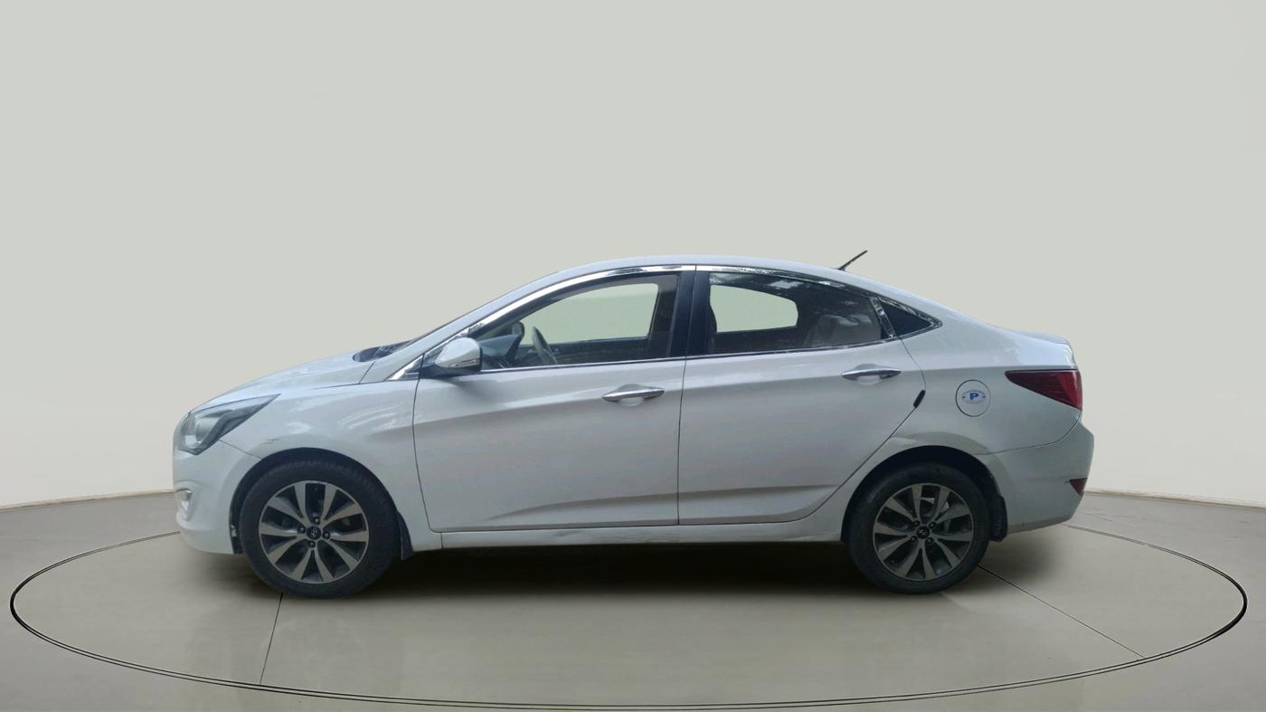 2016 Hyundai Verna FLUIDIC 4S 1.6 VTVT SX, Petrol, Manual, 1,02,680 km, exterior
