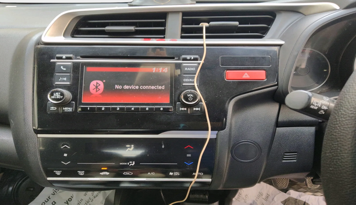 2015 Honda Jazz 1.5L I-DTEC V, Diesel, Manual, 97,561 km, interior