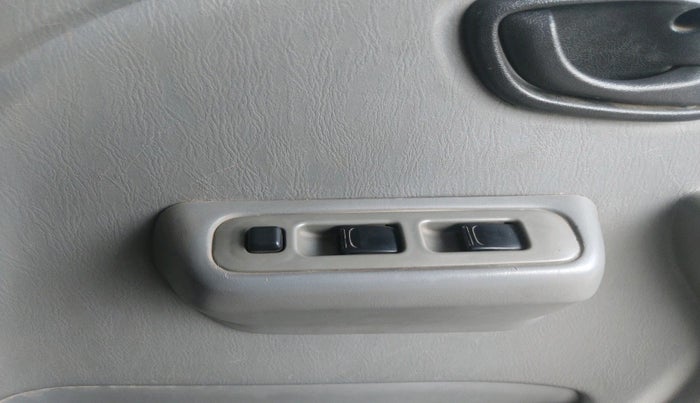 2011 Maruti Alto K10 VXI, Petrol, Manual, 1,49,144 km, interior