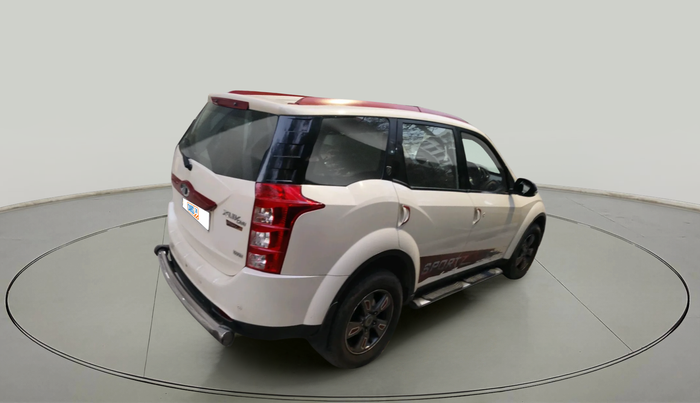2014 Mahindra XUV500 SPORTZ LTD, Diesel, Manual, 71,036 km, exterior
