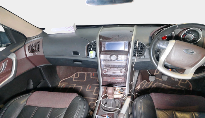 2014 Mahindra XUV500 SPORTZ LTD, Diesel, Manual, 71,036 km, interior