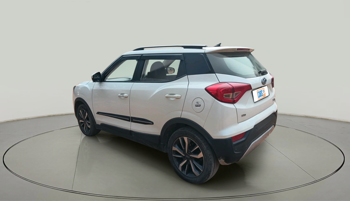 2021 Mahindra XUV300 W8 (O) 1.2 PETROL, Petrol, Manual, 24,410 km, exterior